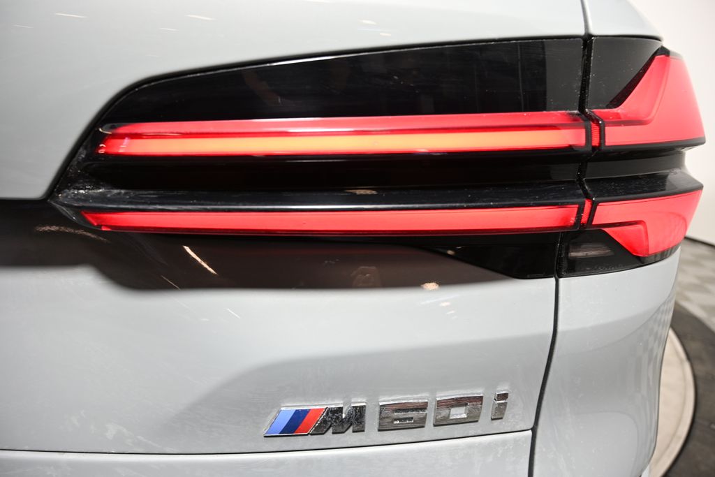 Thumbnail: 2026 BMW X5 - 12