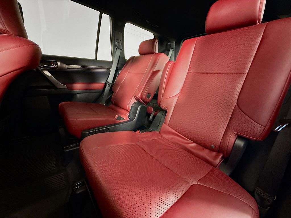 Thumbnail: 2023 Lexus GX - 25