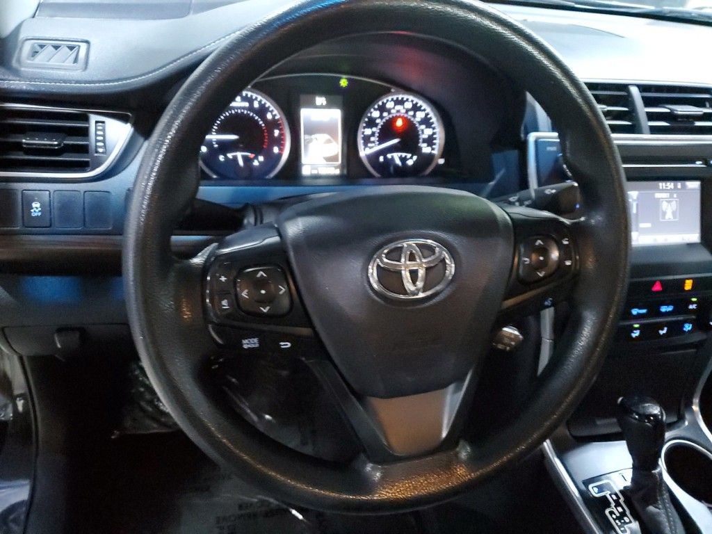 2016 Toyota Camry LE 25