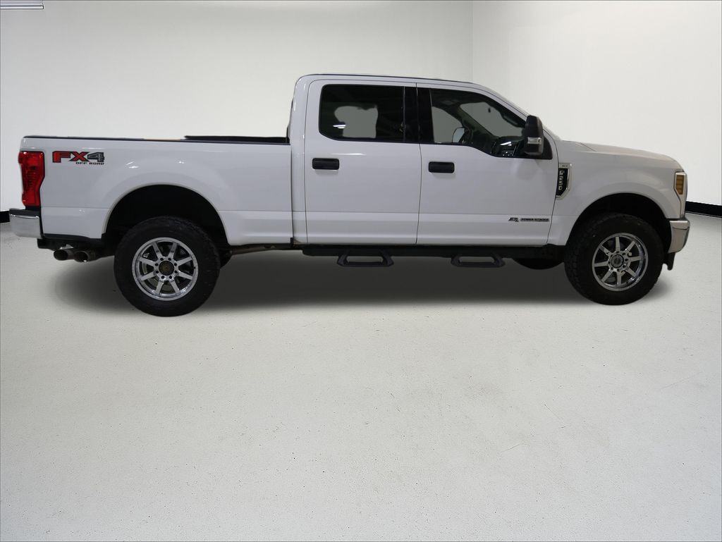 Thumbnail: 2018 Ford Econoline - 6