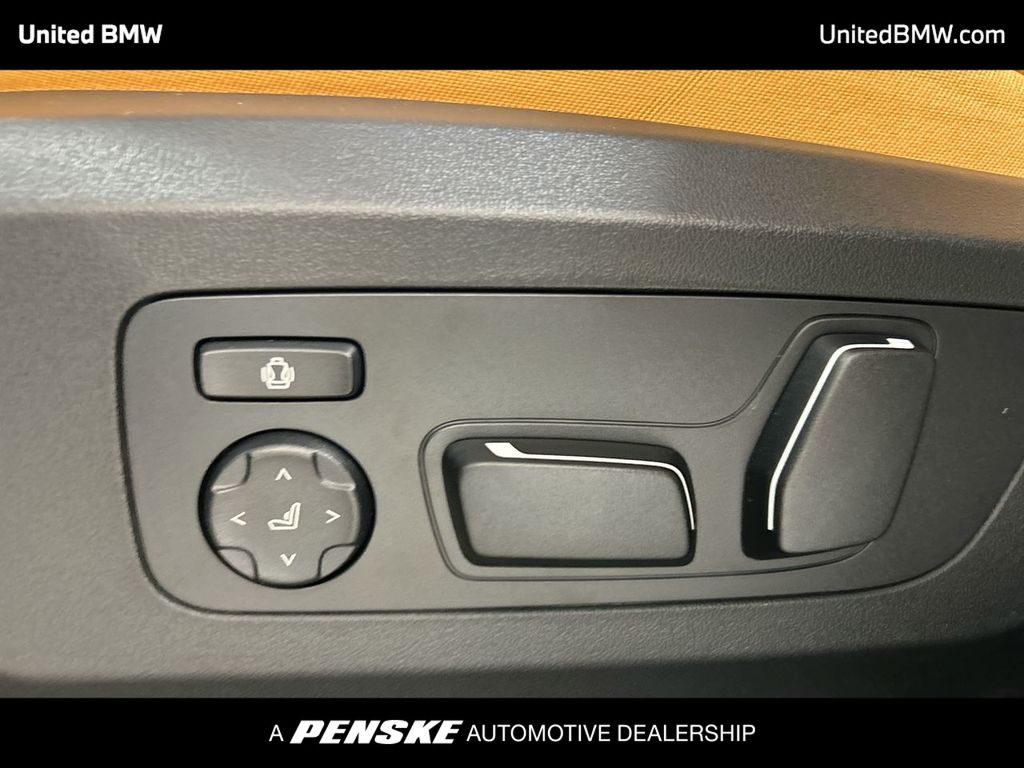 Thumbnail: 2026 BMW X3 - 12