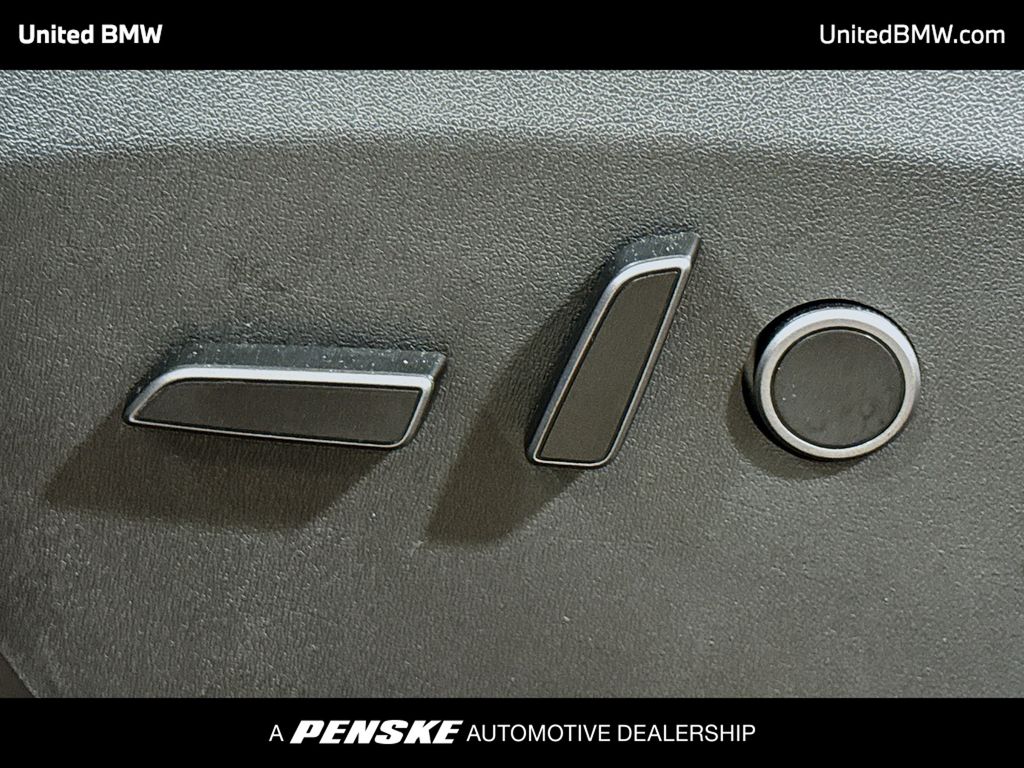 Thumbnail: 2022 Tesla Model Y - 4