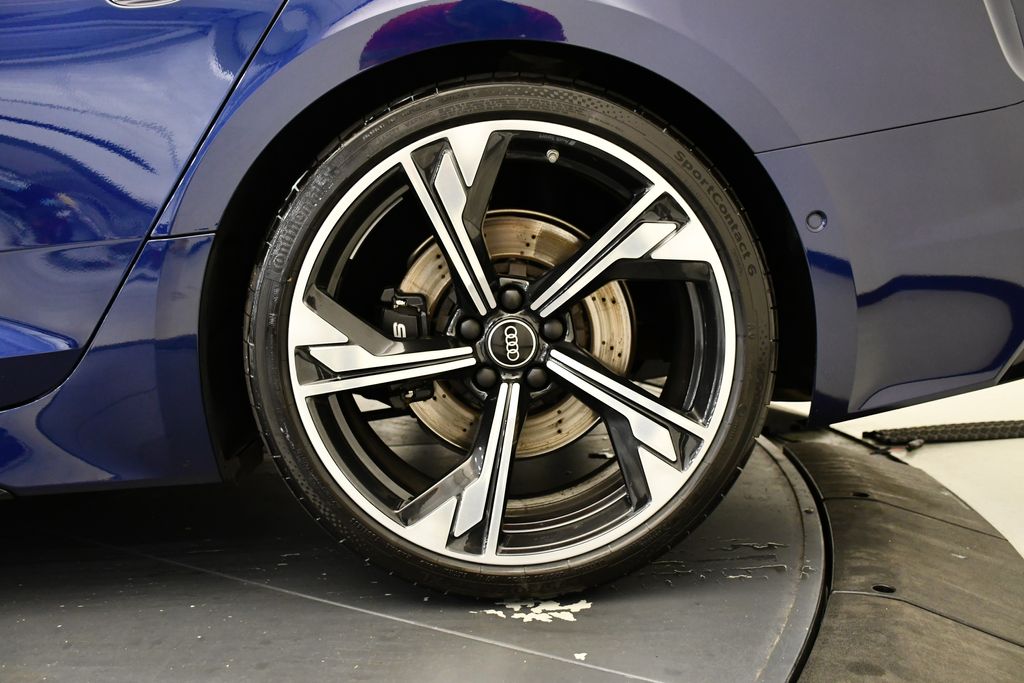 Thumbnail: 2022 Audi RS 5 - 13