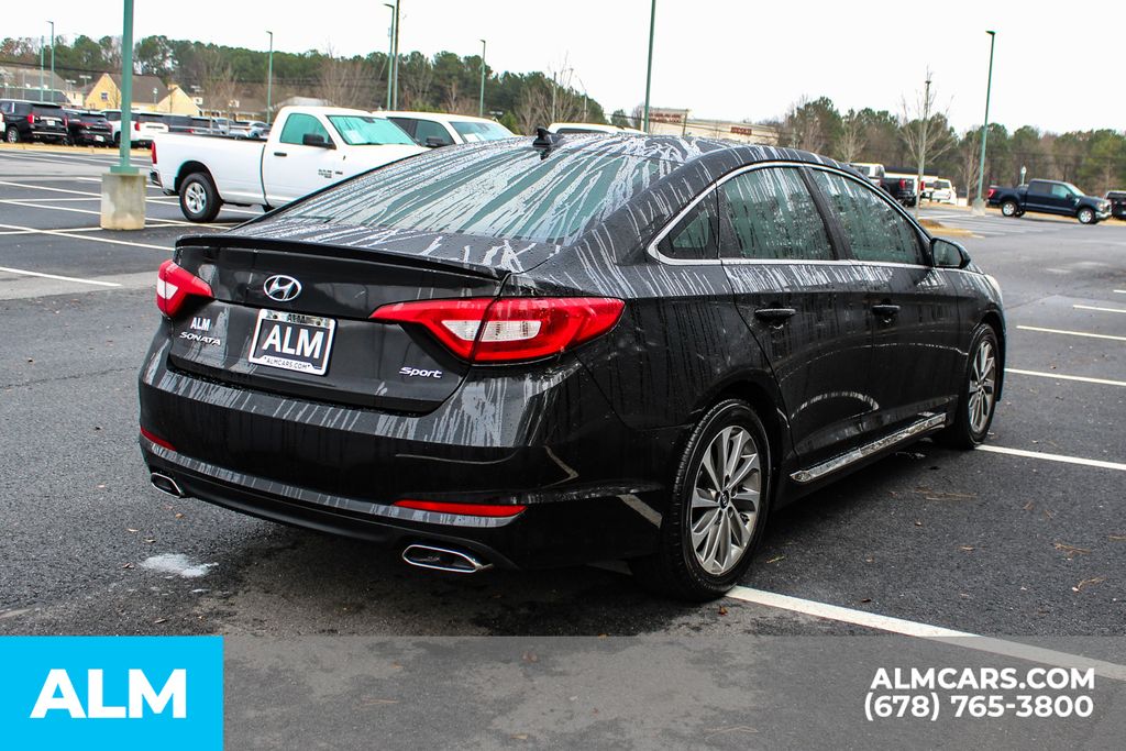 2017 Hyundai Sonata Sport photo 3