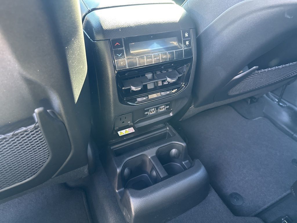 New Car 2025 Jeep Grand Cherokee L  Altitude X For Sale Under $50,000 In Austin, Texas