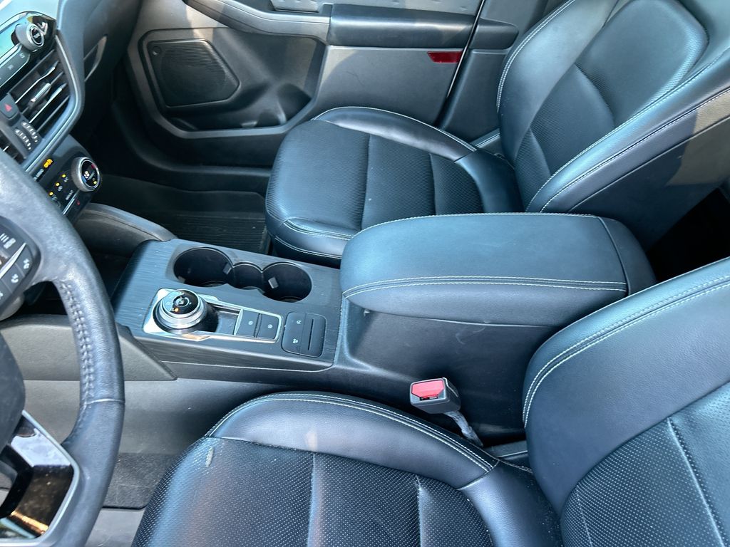 Thumbnail: 2020 Ford Escape - 29