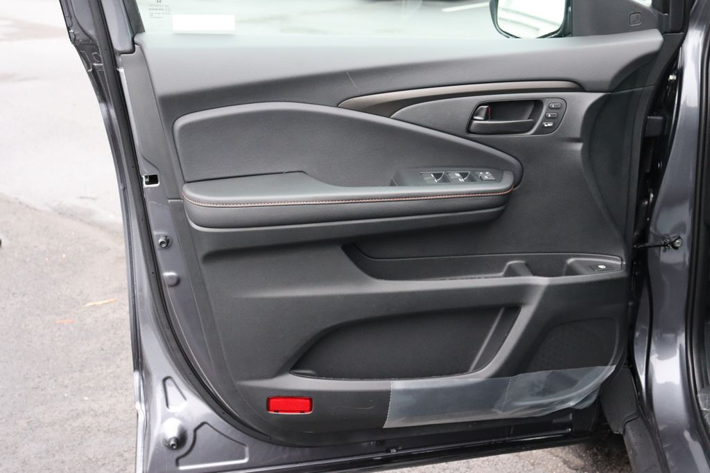 Thumbnail: 2026 Honda Ridgeline - 26