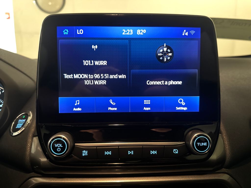 Certified Used 2021 Silver Ford SE image 27