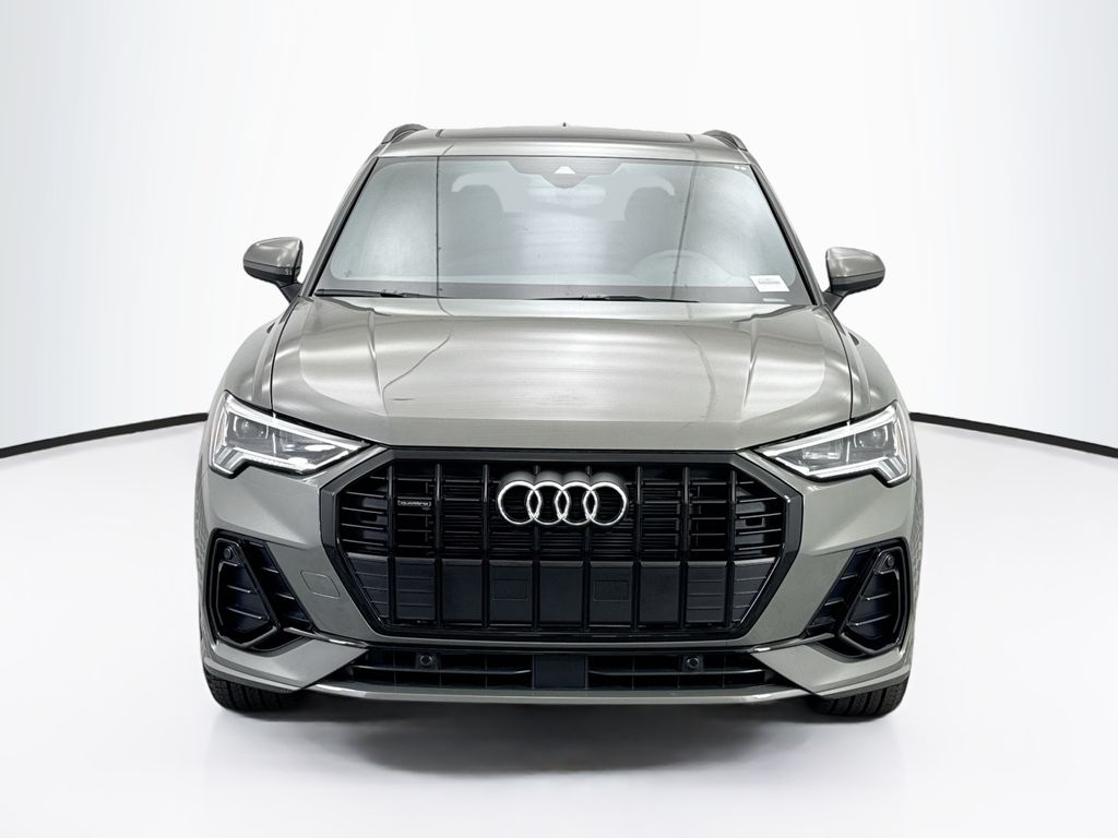 Thumbnail: 2025 Audi Q3 - 2