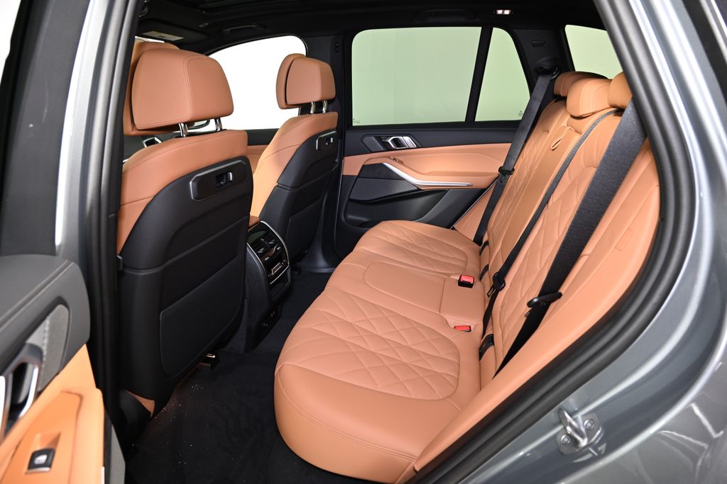 Thumbnail: 2026 BMW X5 - 24