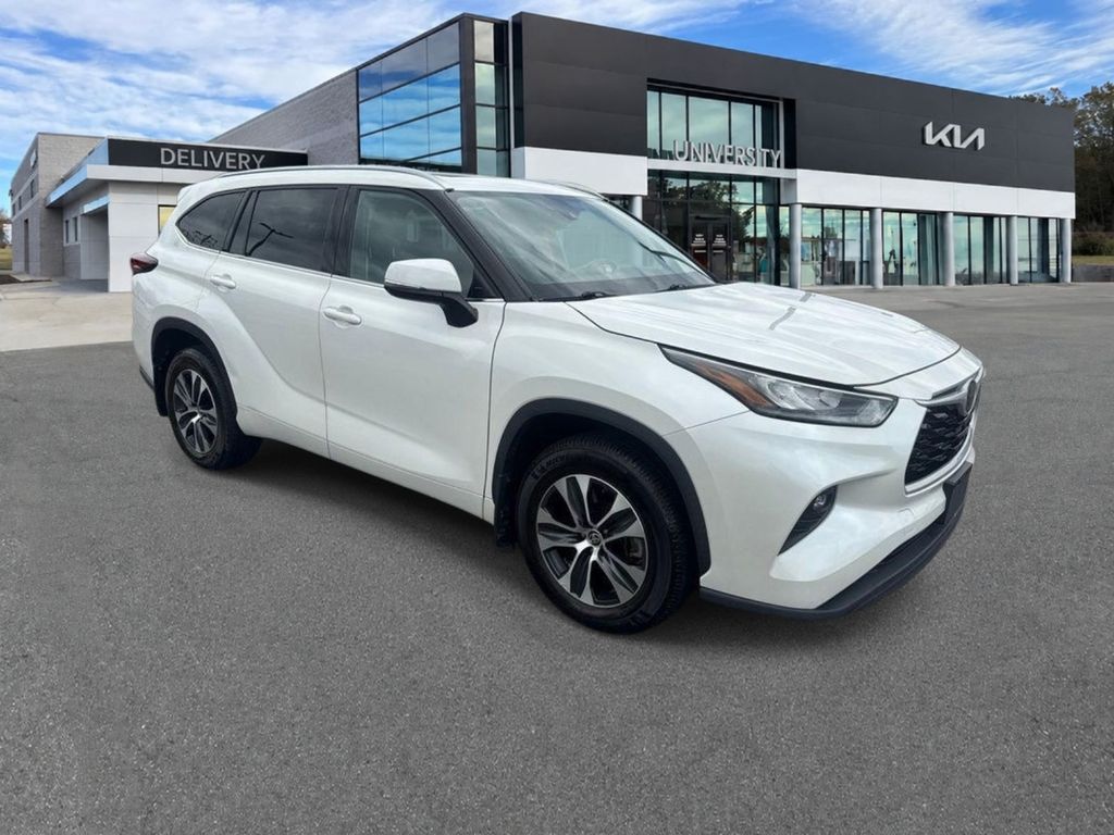 2020 Toyota Highlander XLE