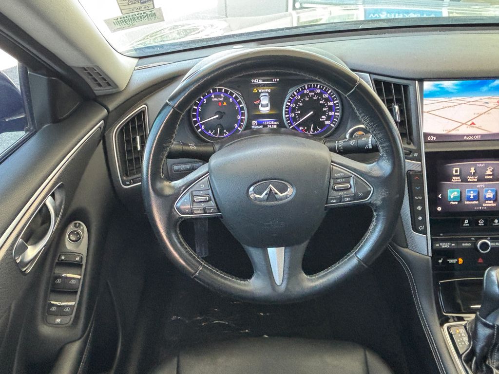 Thumbnail: 2015 INFINITI Q50 - 9