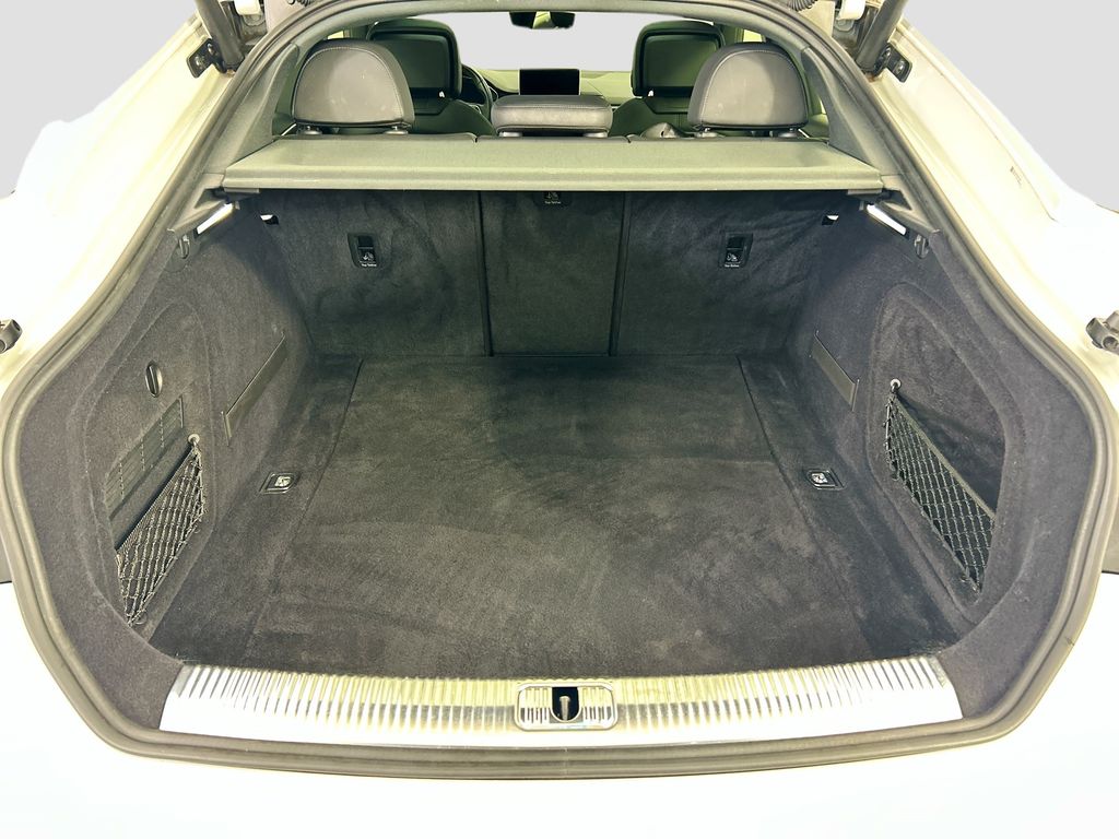 Thumbnail: 2019 Audi A5 - 27