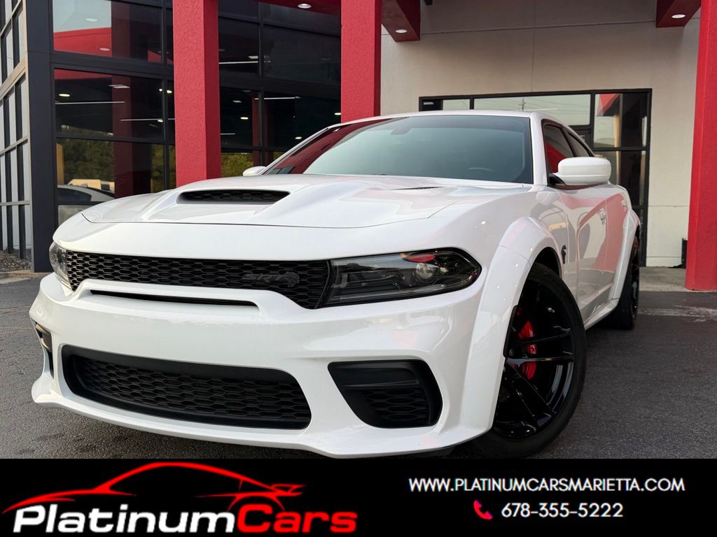 White Knuckle Clearcoat 2022 Dodge Charger Sedan Rear-Wheel Drive 8-Speed Automatic