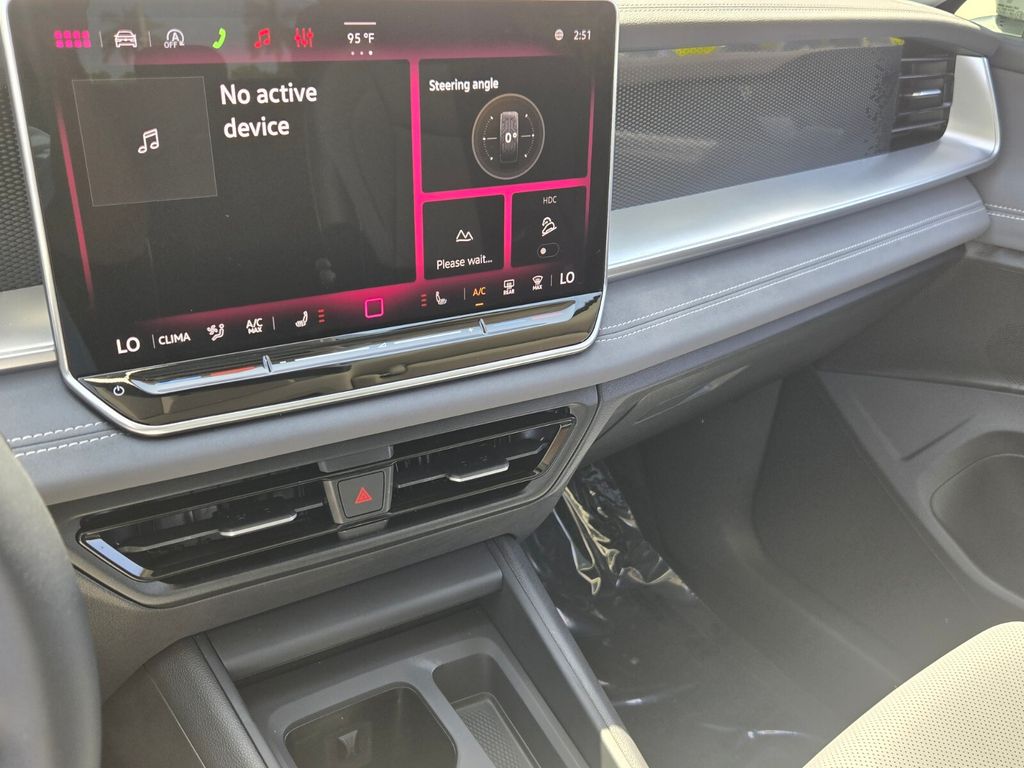 2025 Volkswagen Tiguan - $29,900