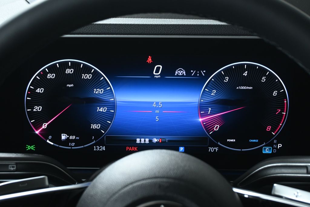 Thumbnail: 2026 Mercedes-Benz GLE - 19