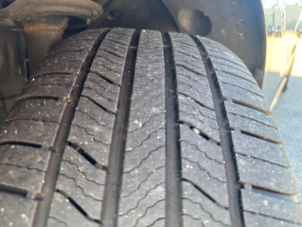 Used 2018 Gray Honda Elite image 51