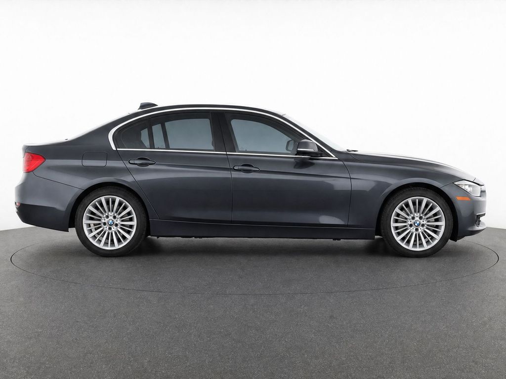 Thumbnail: 2015 BMW 3 Series - 30