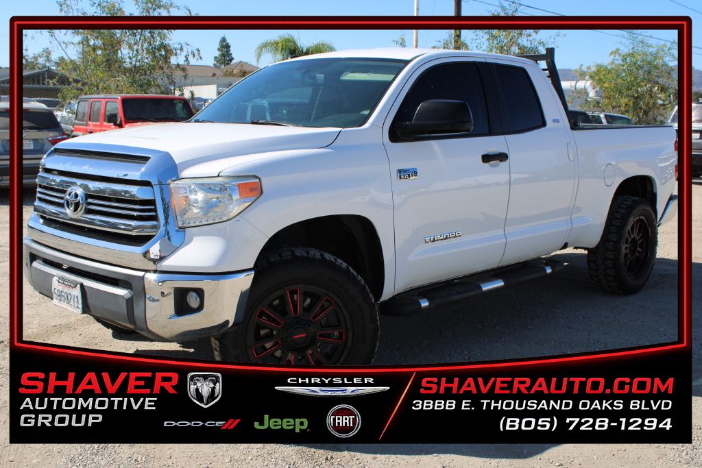 Super White 2016 Toyota Tundra Pickup Truck 4X2 6-Speed Automatic Overdrive
