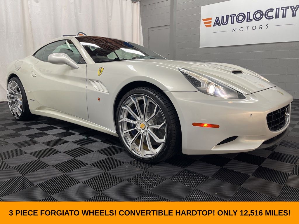 Bianco Avus 2012 Ferrari California Convertible Rear-Wheel Drive Manual