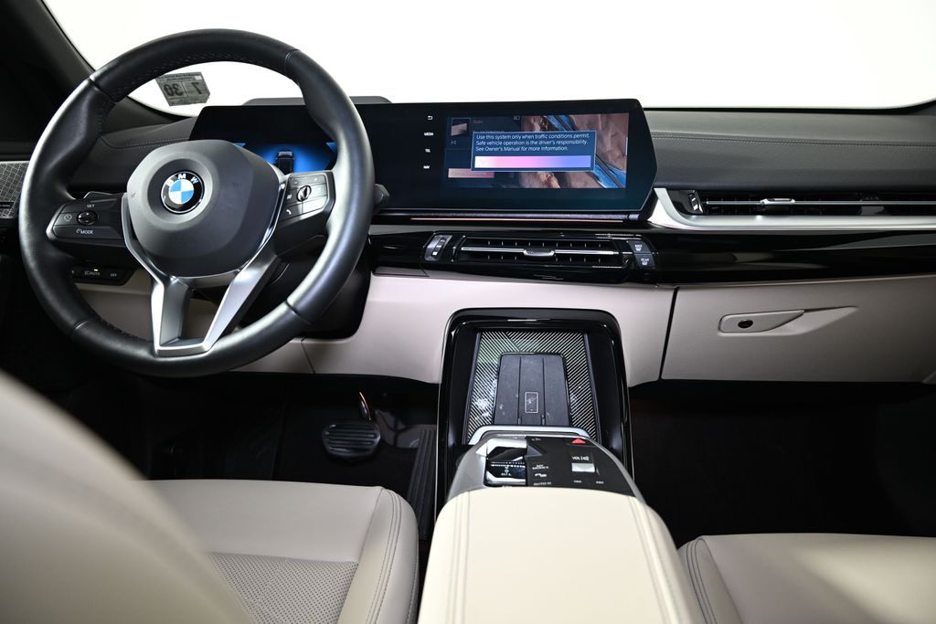 Thumbnail: 2025 BMW X2 - 16