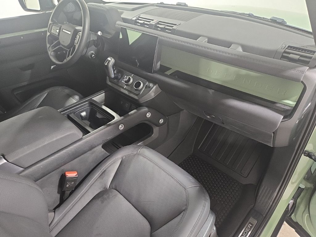 Certified Used 2023  Land Rover 75th Edition image 25