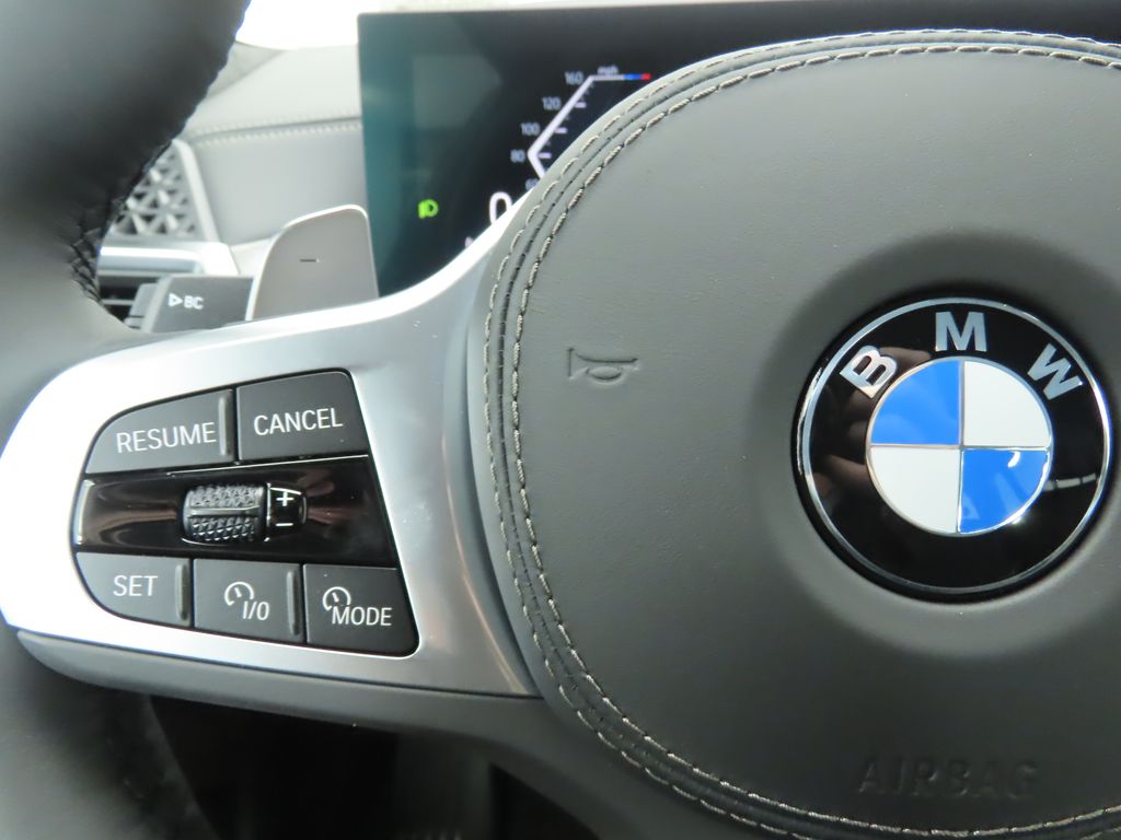 Thumbnail: 2026 BMW X7 - 11