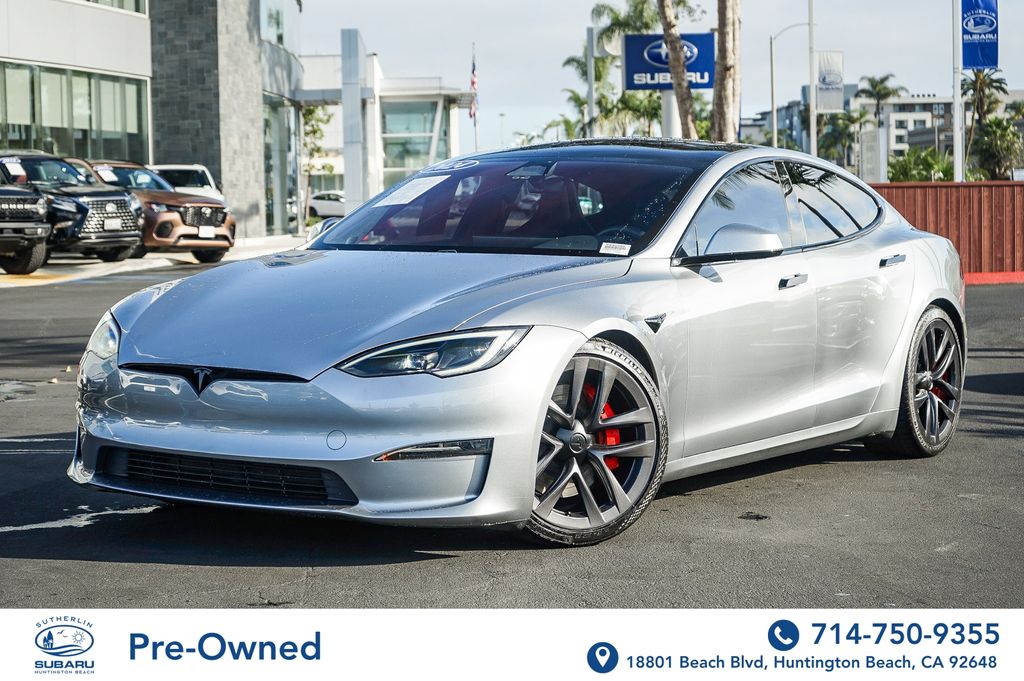 Silver 2024 Tesla Model S Plaid AWD Sedan All-Wheel Drive 1-Speed Automatic