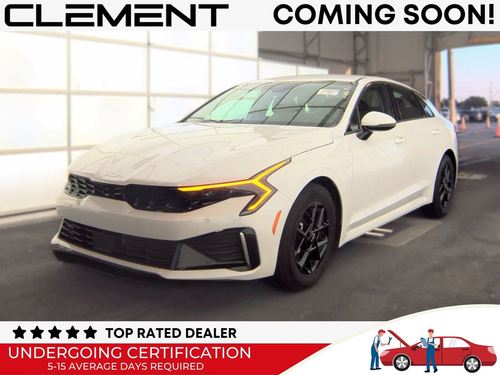 Snow White Pearl 2025 Kia K5 Sedan Front-Wheel Drive 8-Speed Automatic