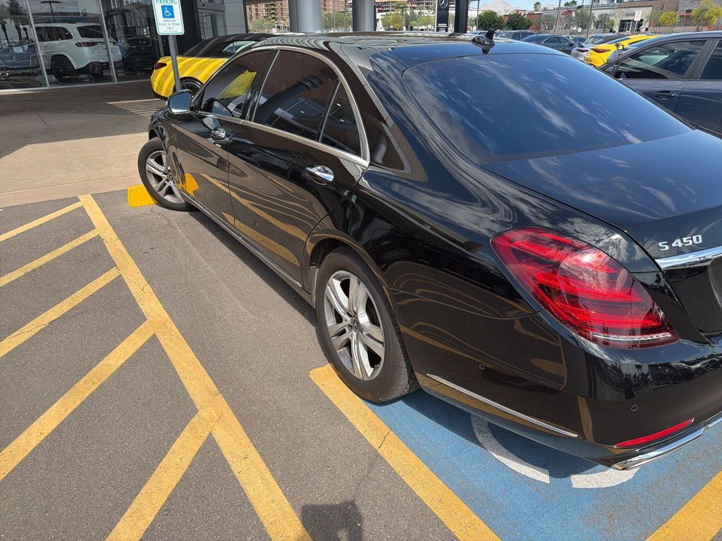 Thumbnail: 2019 Mercedes-Benz S-Class - 3