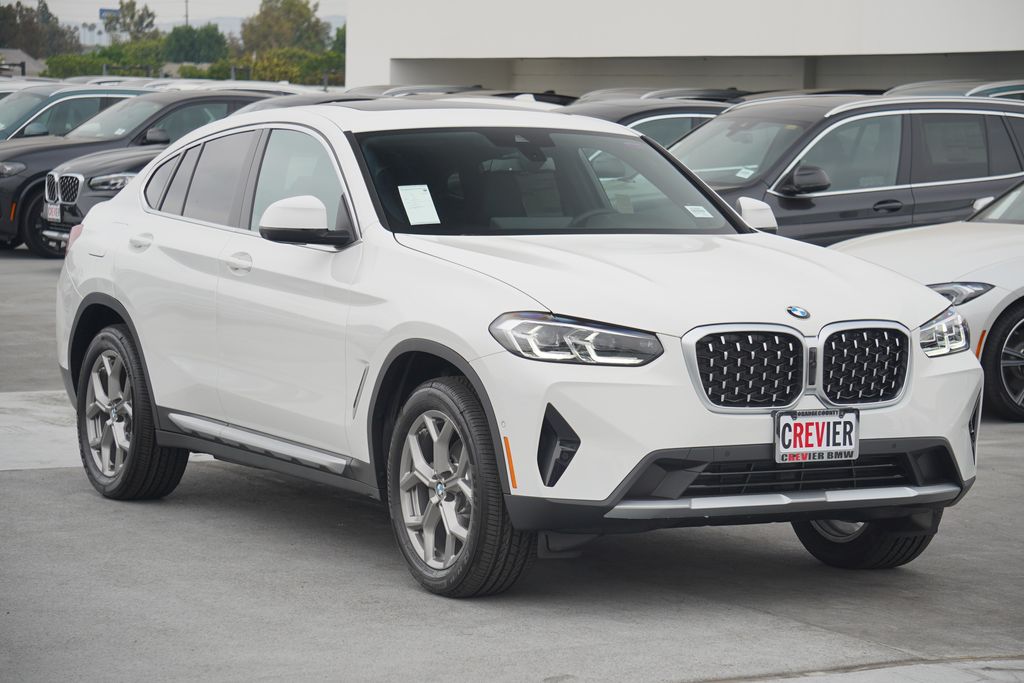 2025 BMW X4 xDrive30i 3