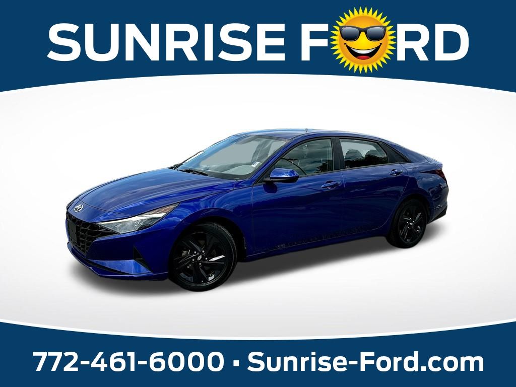 2023 Hyundai Elantra SEL's photo