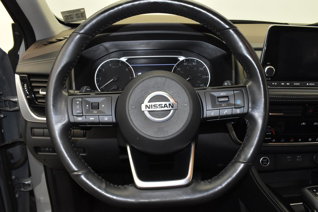 Thumbnail: 2021 Nissan Rogue - 17