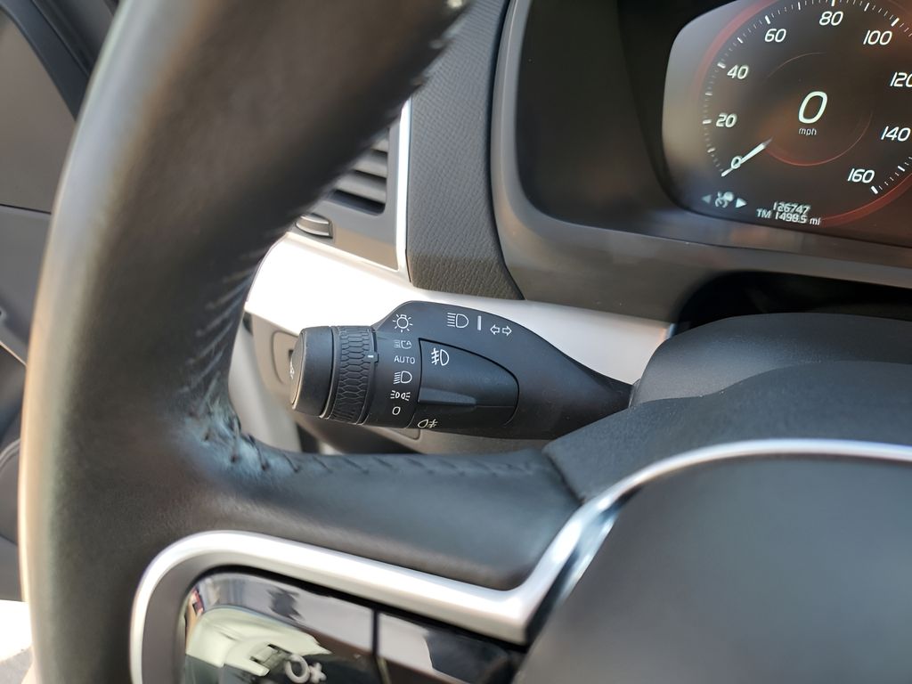 Used Car 2018 Volvo Xc90  T6 Momentum For Sale Under $15,000 In Austin, Texas