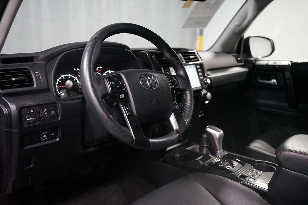 Thumbnail: 2024 Toyota 4Runner - 6