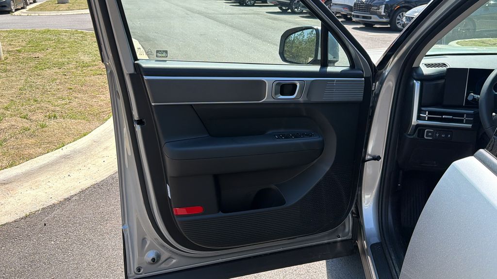 New 2026 Silver Hyundai SE image 11