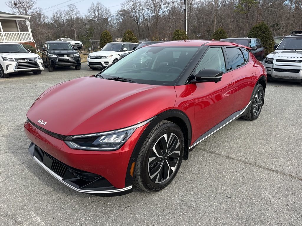 2023 Kia EV6 Wind's photo