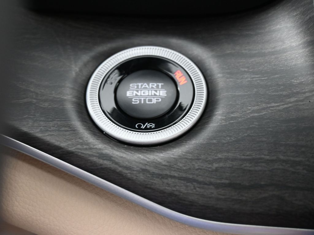 New 2025 Velvet Red Pearlcoat Jeep Limited image 21