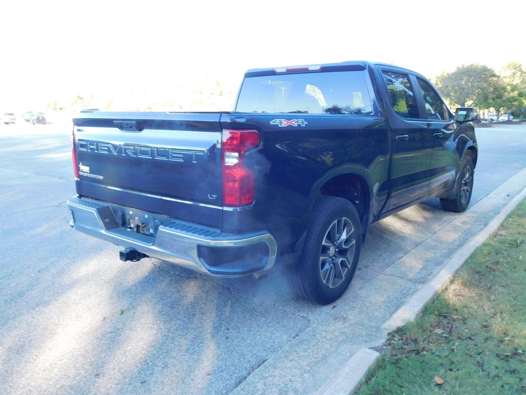 Thumbnail: 2022 Chevrolet Silverado 1500 - 4