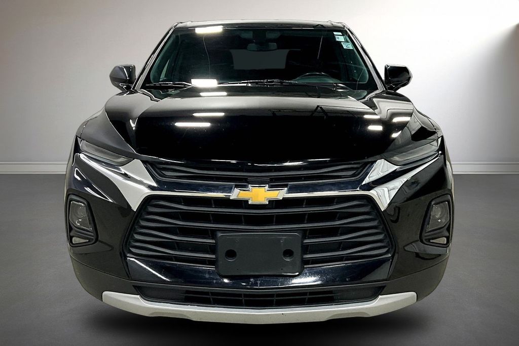 View vehicle photo 2