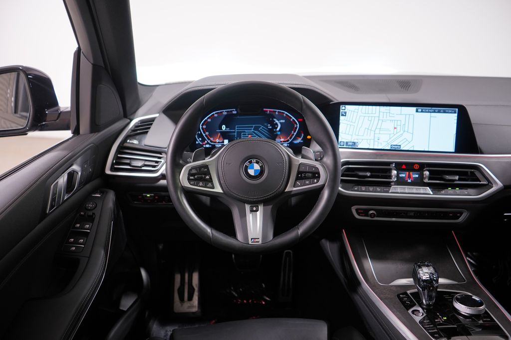 Thumbnail: 2022 BMW X5 - 11