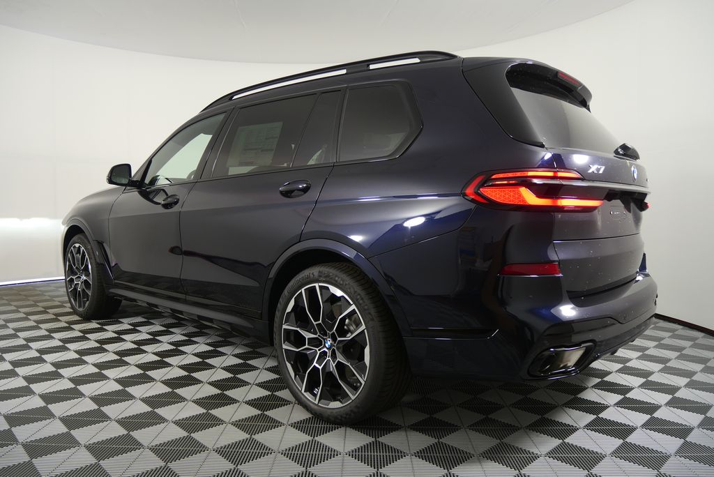 2026 BMW X7 xDrive40i 5