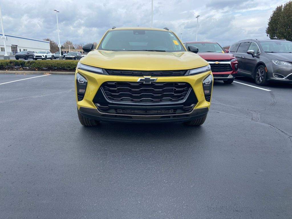 Thumbnail: 2024 Chevrolet Trax - 8