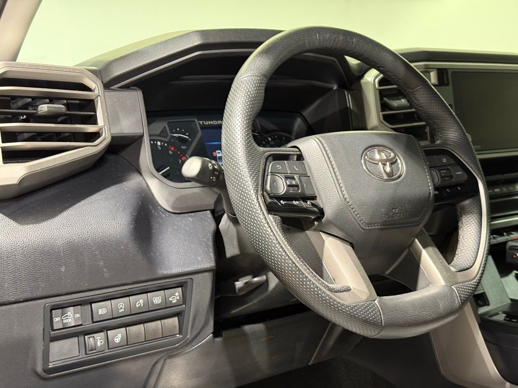 Thumbnail: 2024 Toyota Tundra - 16