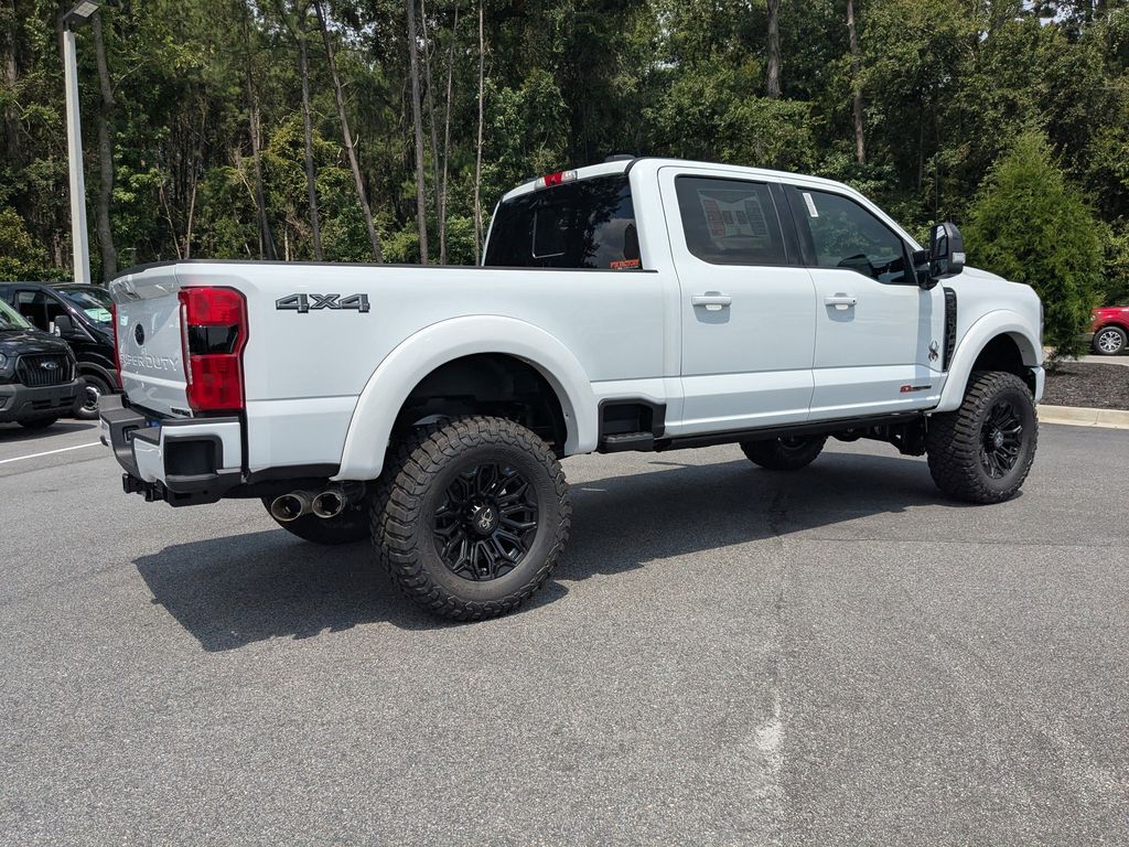 2025 Ford F-250 Black Widow