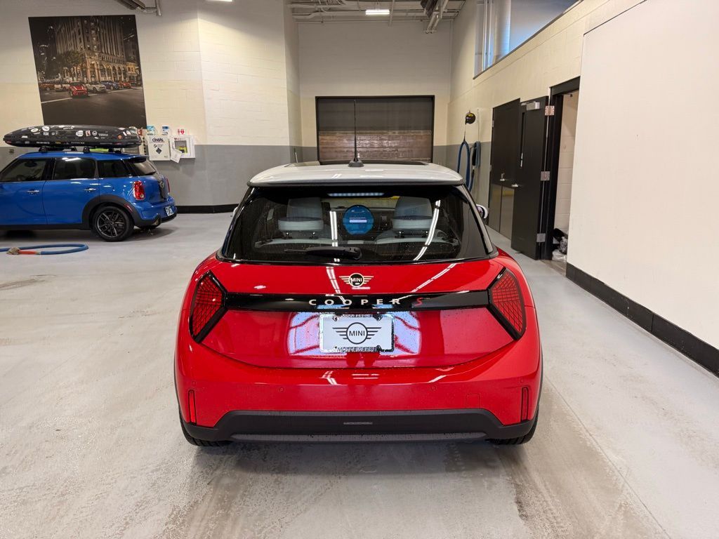 Thumbnail: 2026 MINI Cooper - 4