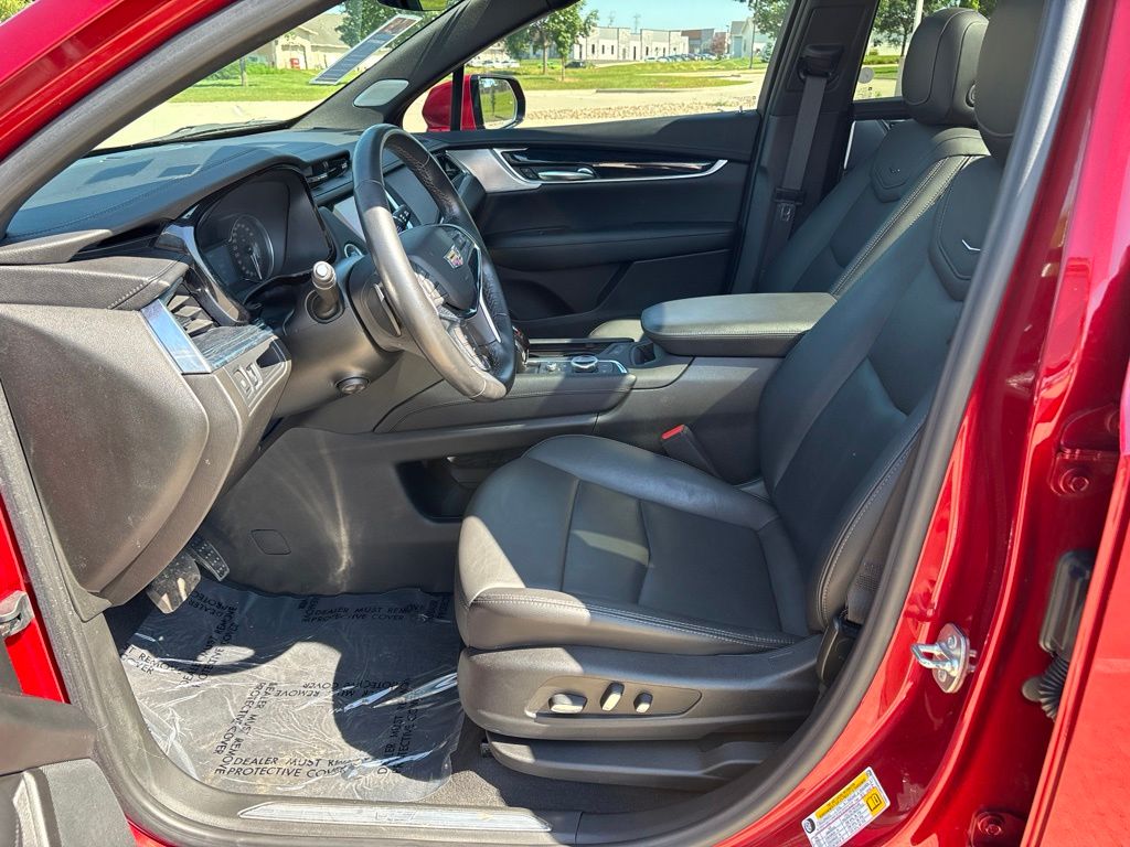 Used 2024 Cadillac XT5 SUV