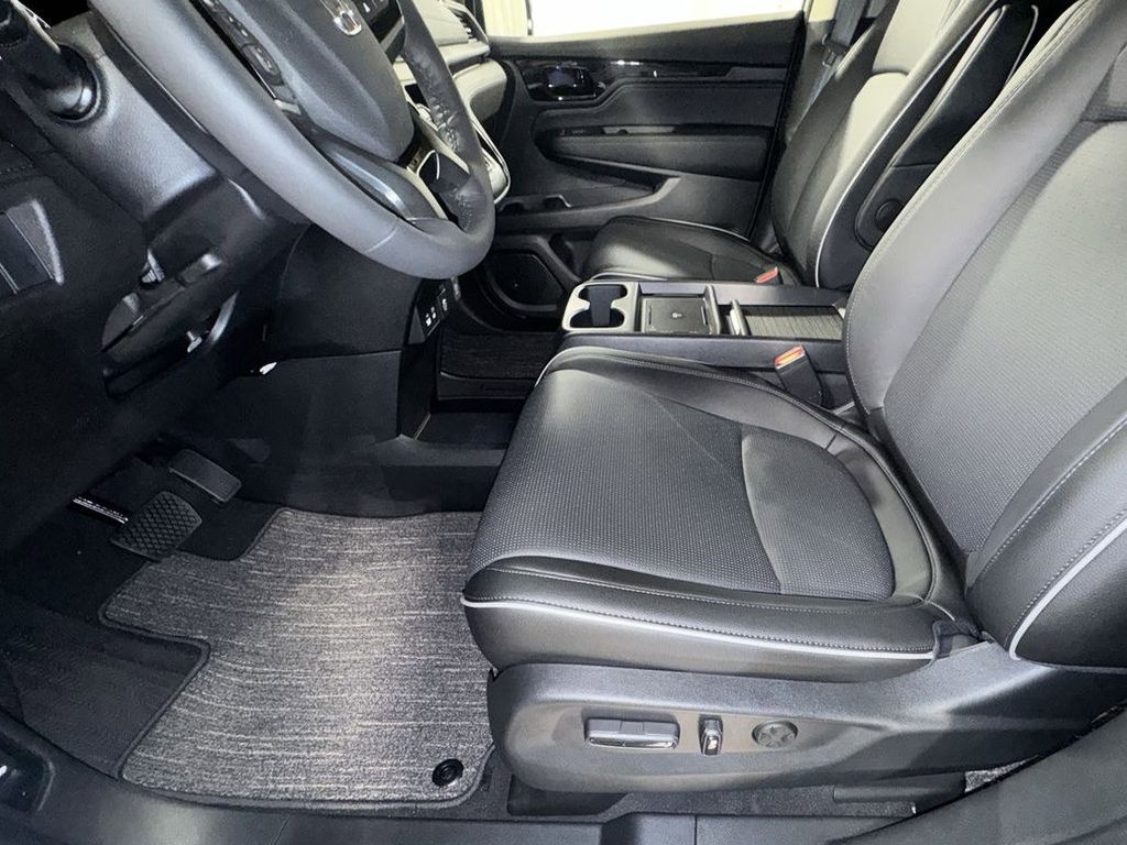 new 2026 Honda Odyssey car, priced at $53,190