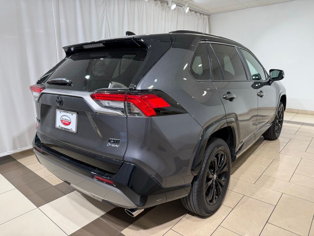 Thumbnail: 2025 Toyota RAV4 - 5