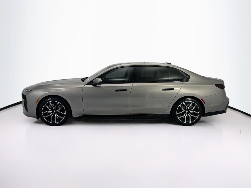 Thumbnail: 2025 BMW i7 - 8